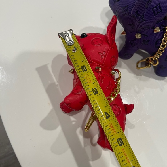 🔑1 Luxury Inspired 🐶Keychain - Picture 13 of 15